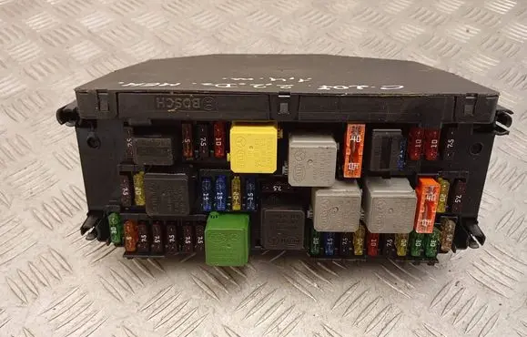 Fuse box set
