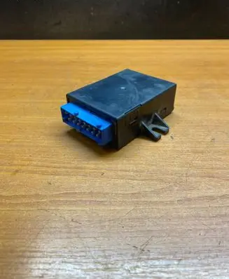 BMW 3 E46 Window wiper relay 61358357068 110187 05012100