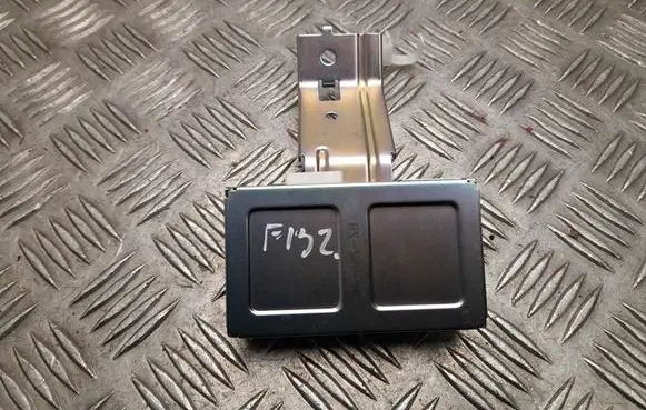 Nissan Leaf II (ZE1) Sound amplifier 285N66WK0B