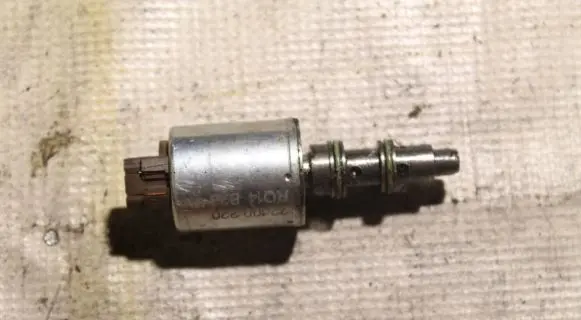 Volvo XC90 Turbo solenoid valve 22100220