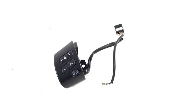 Toyota RAV 4 (XA20) Steering wheel buttons/switches 84247-42020