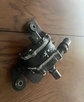 Hyundai Santa Fe Water pump 369103D920