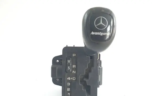 Mercedes-Benz E W210 Gear shifter/selector A1402670637 A2022670137