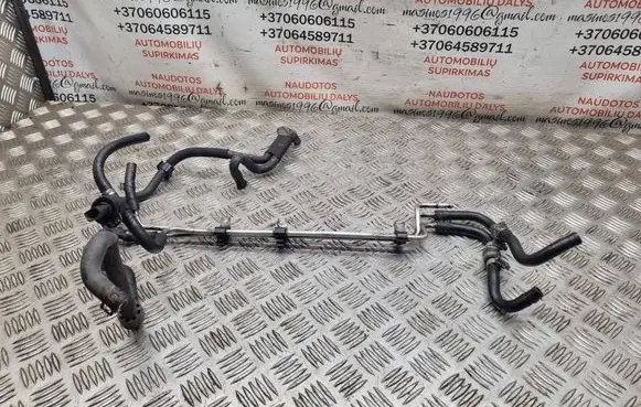 Skoda Octavia Mk2 (1Z) Fuel line/pipe/hose 038906081B
