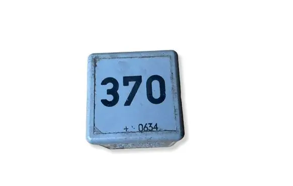 Audi Q7 4L Other relay 8D0951253