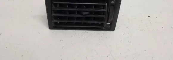 Volkswagen Transporter - Caravelle T4 Dashboard side air vent grill/cover trim 701819709A 7D1819703