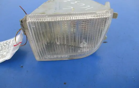 Volkswagen PASSAT B4 Front indicator light