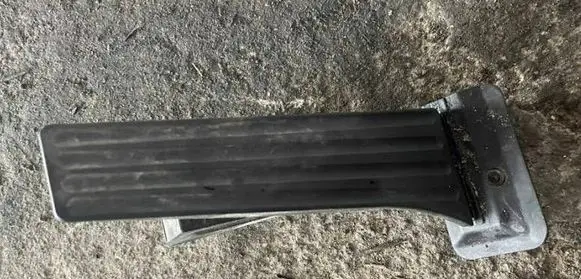 BMW 7 F01 F02 F03 F04 Accelerator throttle pedal 6858574 25916010 1012123490A