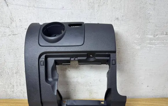 Volkswagen Golf VI Dashboard lower bottom trim panel 1K1858341 P0102084