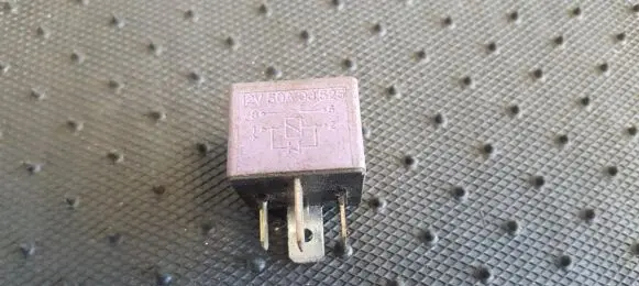Renault Scenic I Other relay 12V50A03.525 12V50A03525