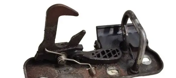 Volkswagen Jetta V Engine bonnet/hood lock/latch loop/hook 1K0823480