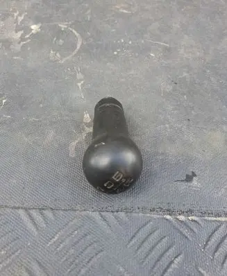 Suzuki Vitara (ET/TA) Gear lever shifter trim leather/knob
