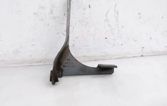 Volkswagen Amarok Tailgate hinge 2H5829641C
