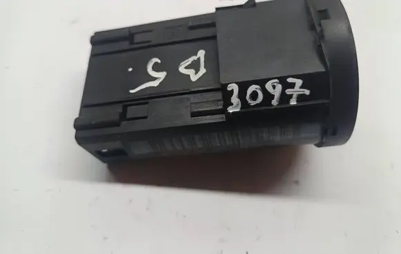 Volkswagen PASSAT B5 Light switch 1C0941531 04052030