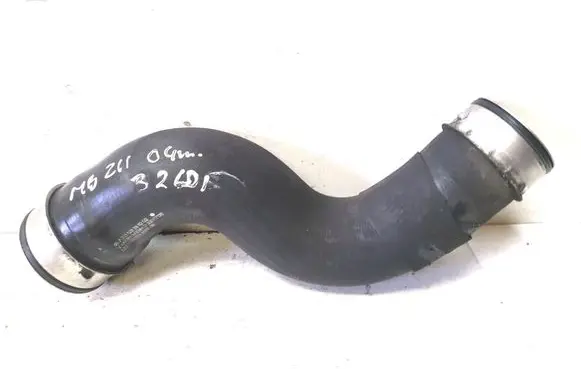 Mercedes-Benz E W211 Intercooler hose/pipe A21152882
