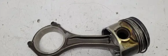 Audi Q5 SQ5 Piston with connecting rod
