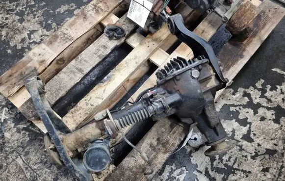 Mitsubishi Pajero Front differential 