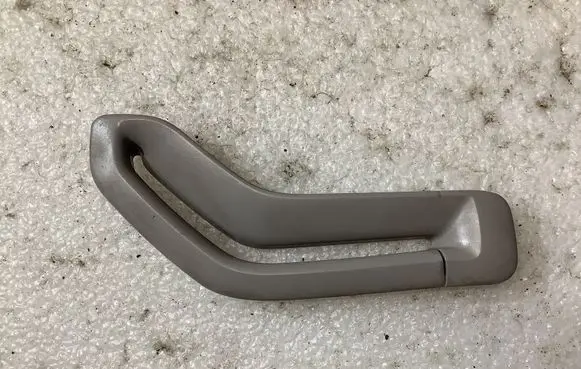 Volvo XC90 Seat belt trim 1882