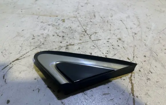 KIA Sorento Fender end trim 86180C5000