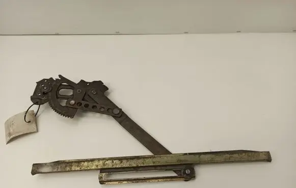 Mercedes-Benz COMPAKT W115 Front door manual window regulator 