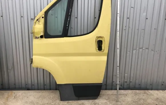 Peugeot Boxer Front door