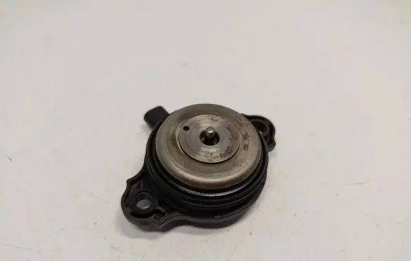 BMW 4 F32 F33 Camshaft vanos timing valve 7593719 11367593719