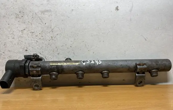 Mercedes-Benz ML W164 Fuel main line pipe A6420700405 C3245