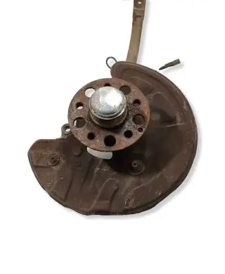 Mercedes-Benz E W211 Front wheel hub A2113303820