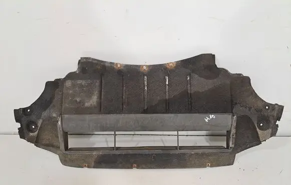 BMW M3 e92 Engine splash shield/under tray 7899820