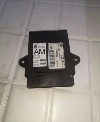 Opel Vectra C Door control unit/module 13111457 5WK46002