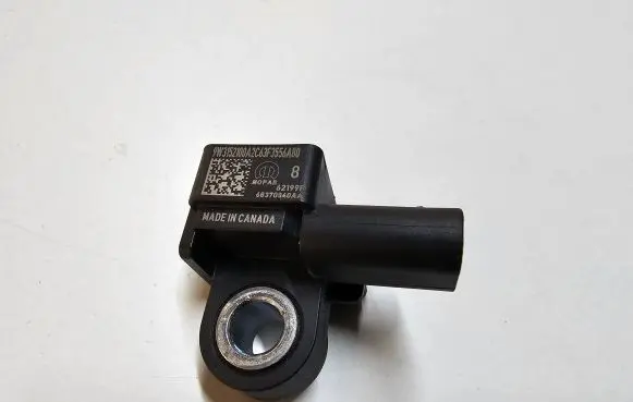 Jeep Grand Cherokee WL Airbag deployment crash/impact sensor 68370840AA
