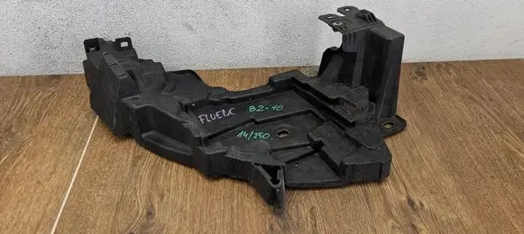 Renault Fluence Headlight/headlamp mounting bracket 622220012R