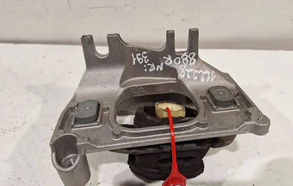 Dacia Duster II Gearbox mount 11228880R