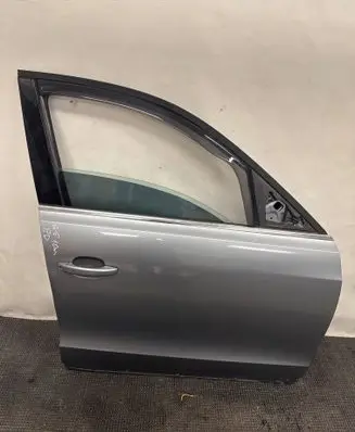 Audi Q5 SQ5 Front door LY7G