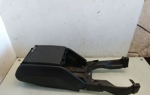 Land Rover Range Rover P38A Center console BTR9673