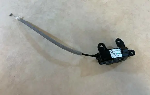 BMW X5 E70 Tailgate/trunk/boot lock/catch/latch 51247162147