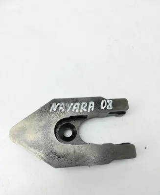 Nissan Navara D40 Fuel Injector clamp holder