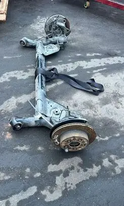 Nissan Leaf II (ZE1) Rear axle beam 555015SH0C