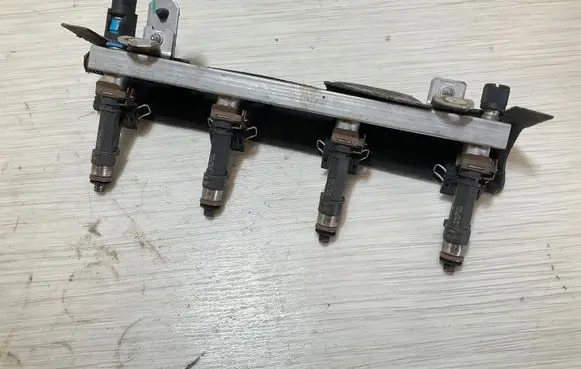 Opel Corsa D Fuel injectors set 0280151208 0280158501