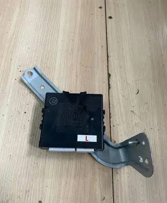 Lexus RX 330 - 350 - 400H Light module LCM 8994048060