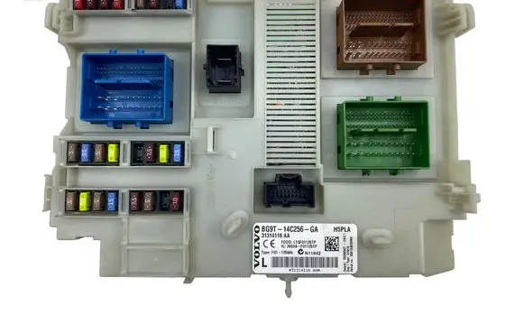Volvo S60 Fuse box set BG9T14C256GA 31314116AA