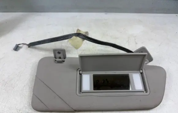 Sun visor