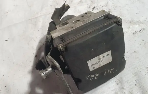 Mercedes-Benz E W211 ABS Pump A2114311312 0265960302 A2114310840