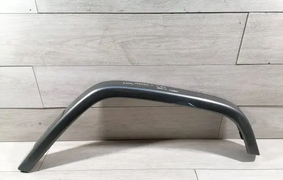 Mercedes-Benz G W463 2nd Gen Front arch trim A4638810400
