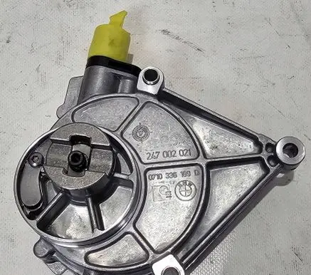 BMW 3 F30 F35 F31 Vacuum pump 7622380 11667622380 0710336182A