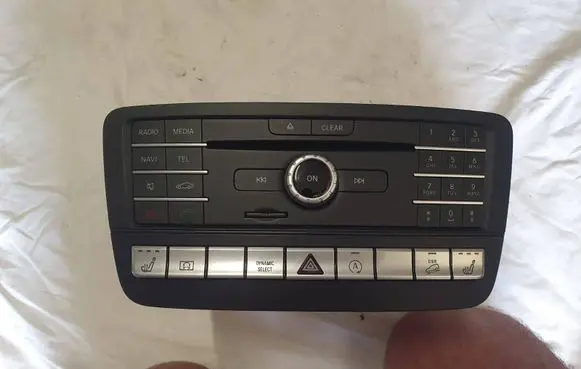 Mercedes-Benz CLA C117 X117 W117 Radio/CD/DVD/GPS head unit A2469009219