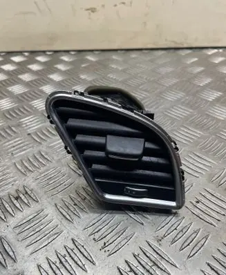 Audi A4 S4 B8 8K Dashboard side air vent grill/cover trim