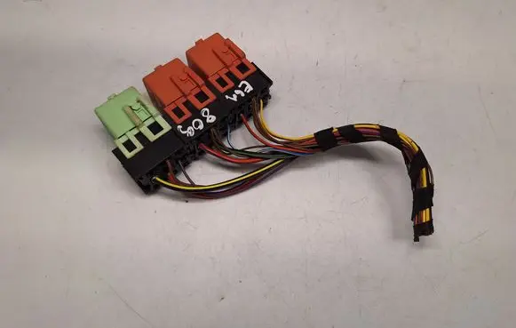 BMW 5 E60 E61 Other relay 61368373700