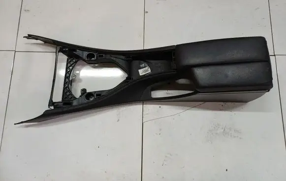BMW 3 E90 E91 Center console 32740461