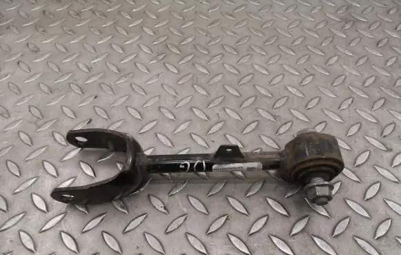 Tesla Model 3 Rear upper control arm/wishbone 104442300G